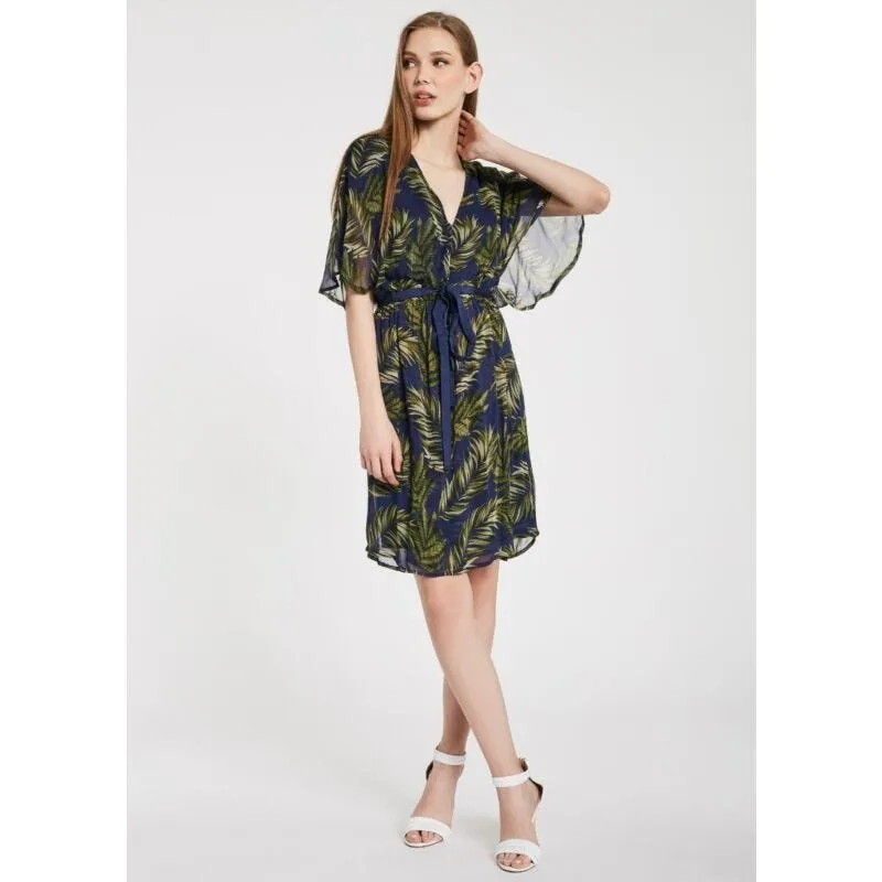 Abito con maniche kimono