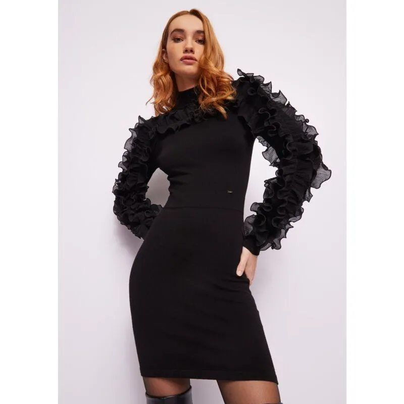 Vestito nero in maglia con rouches