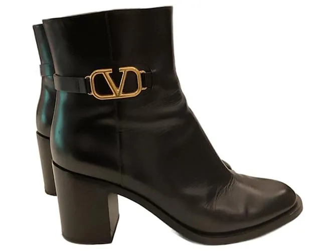 Valentino Garavani Ankle Boots Nero