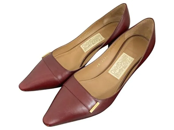 Salvatore Ferragamo TWEENY Décolleté in Pelle Marrone Bordò