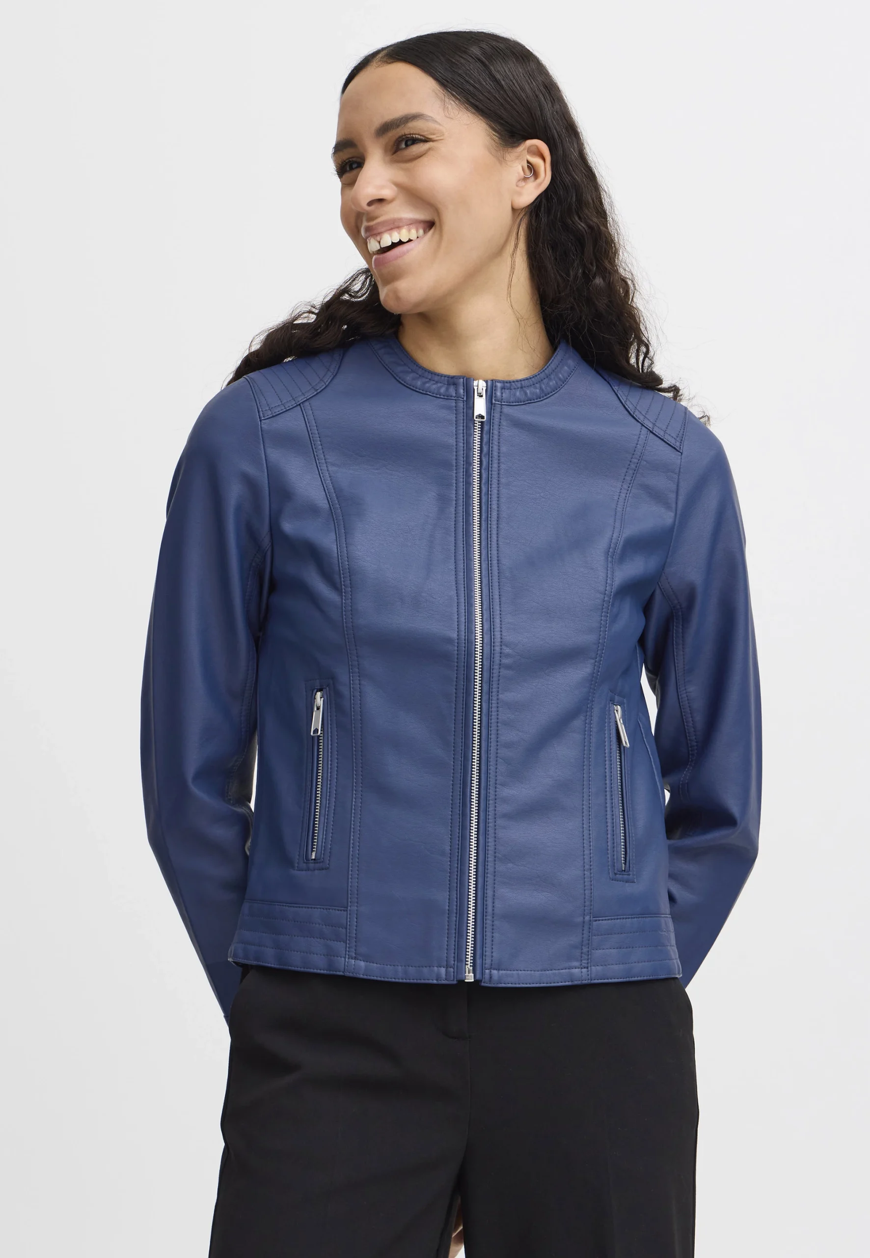 Giubbino in similpelle tinta unita b.young