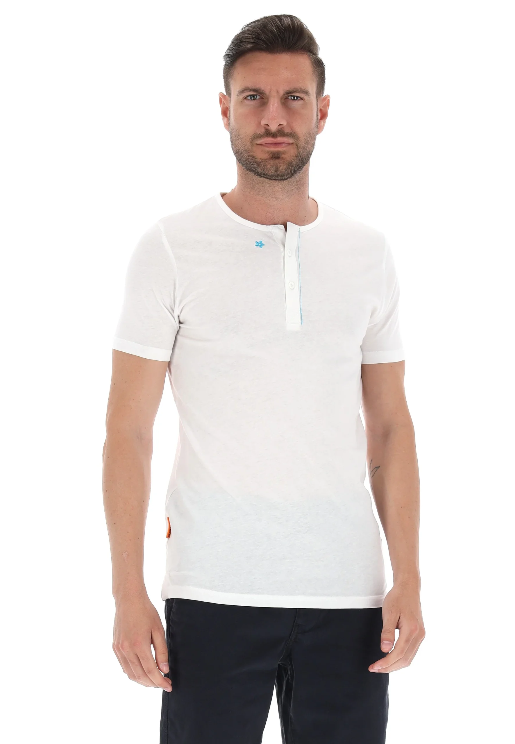 T-shirt serafino con ricamo contrasto KeyJey