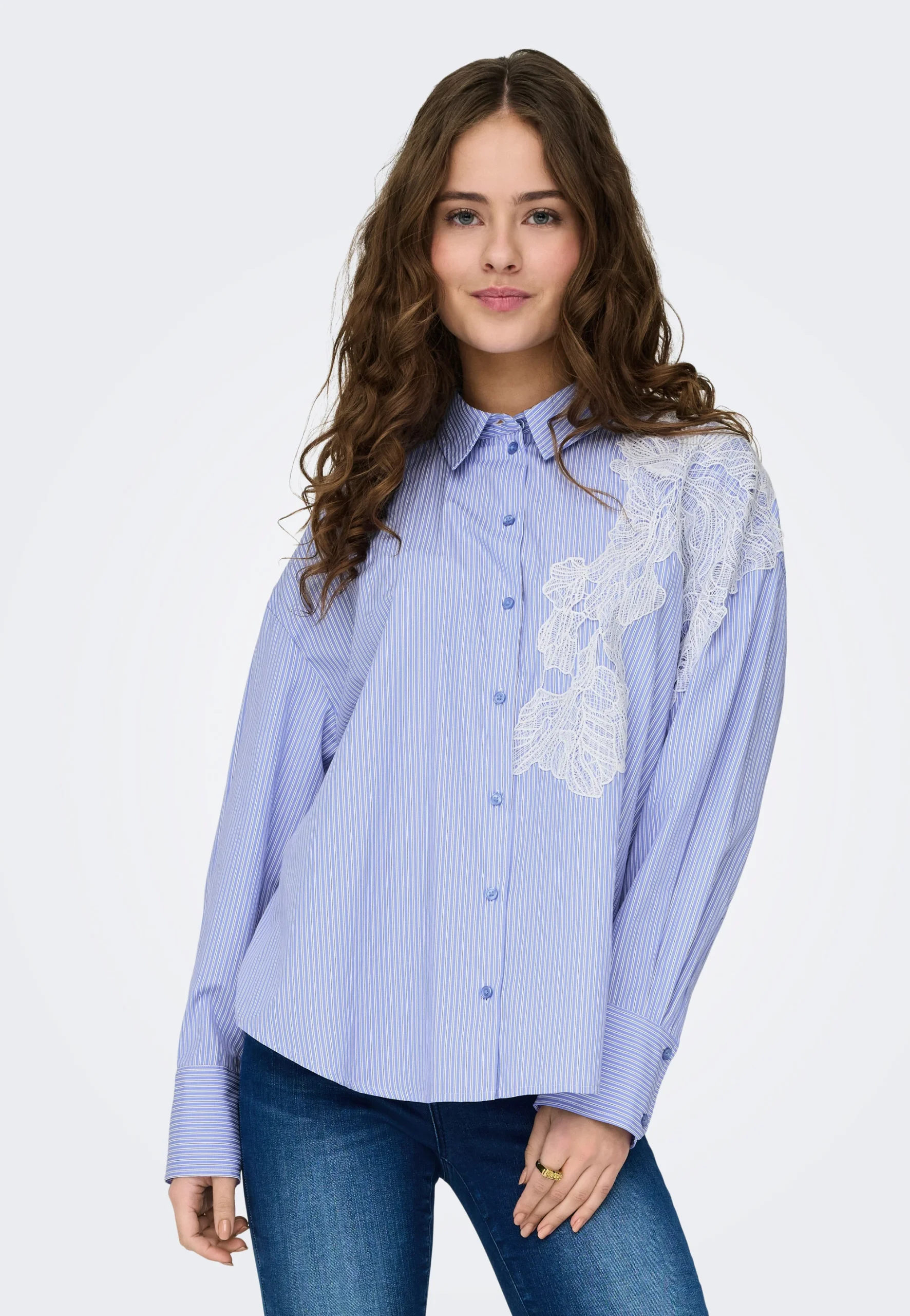 Camicia a righe con applicazione in pizzo Only