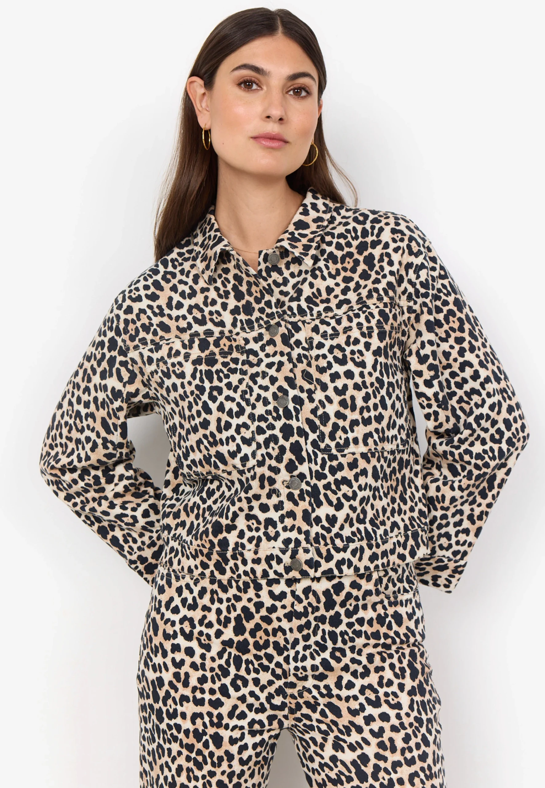 Giubbino in tessuto organico fantasia animalier SoyaConcept