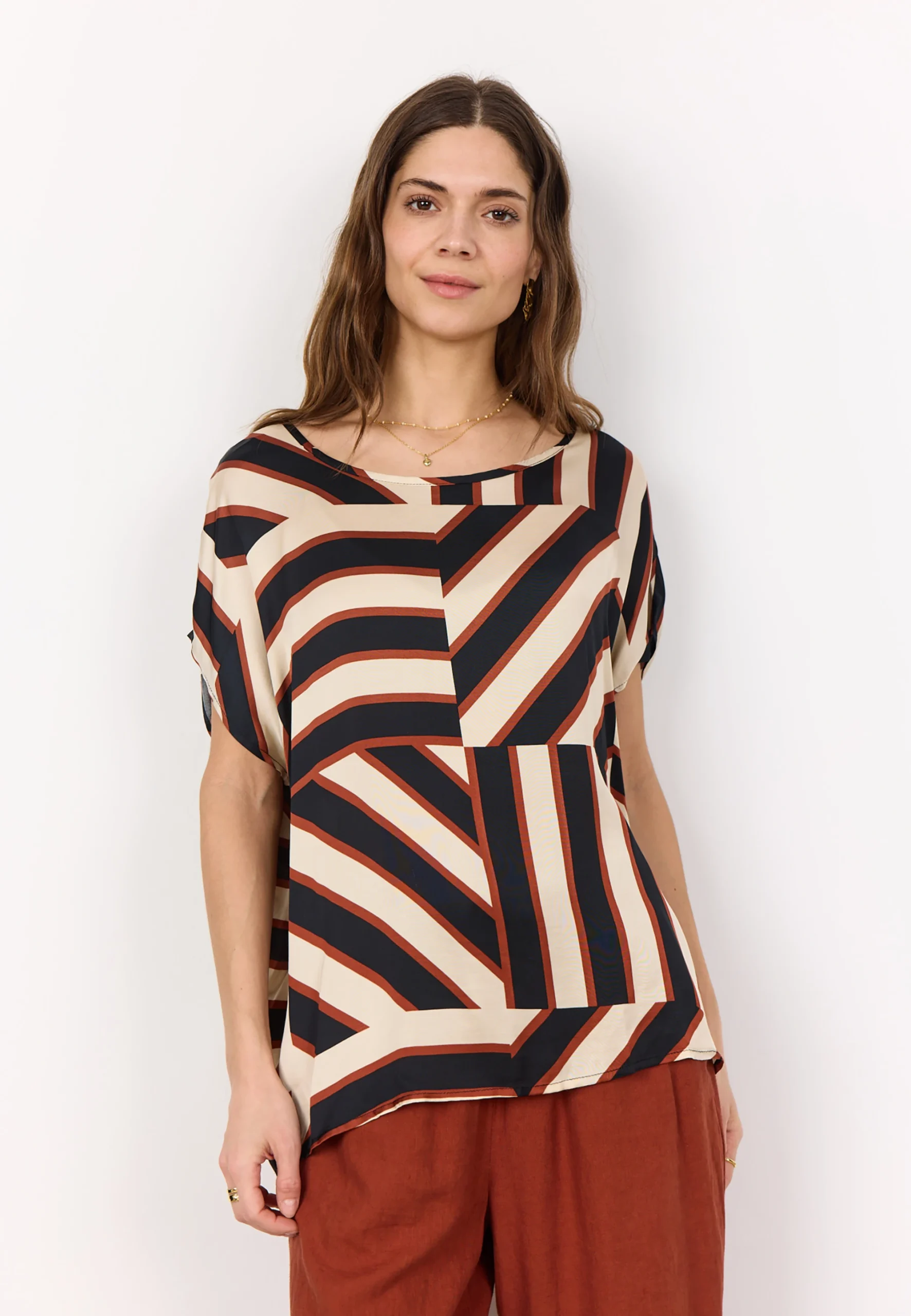 Blusa manica scesa fantasia geometrica SoyaConcept art.41166