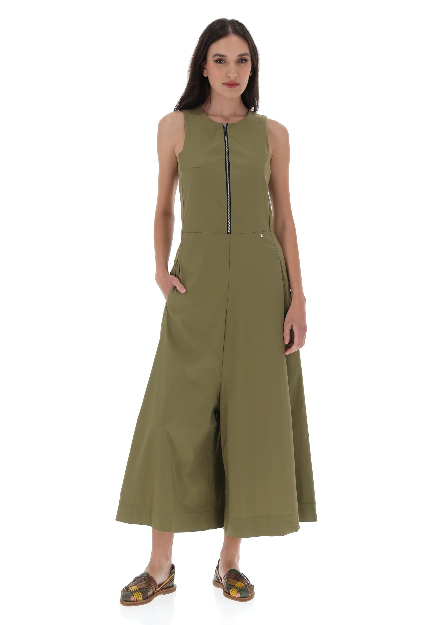 Tuta con pantalone crop con zip frontale èks