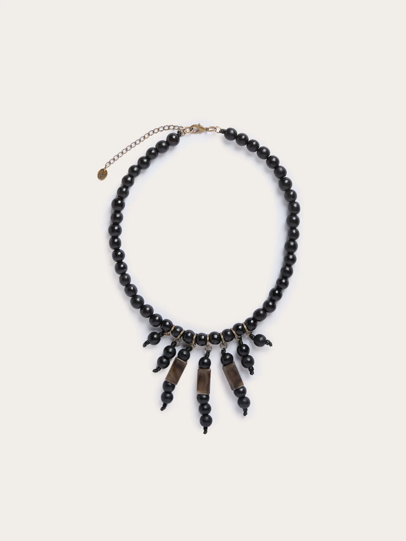 Collana girocollo con perline in legno e pendenti