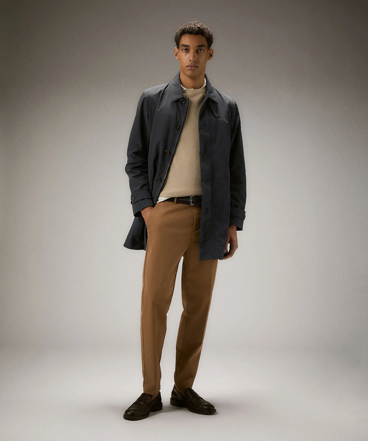 Trench tecnico in popeline opaco