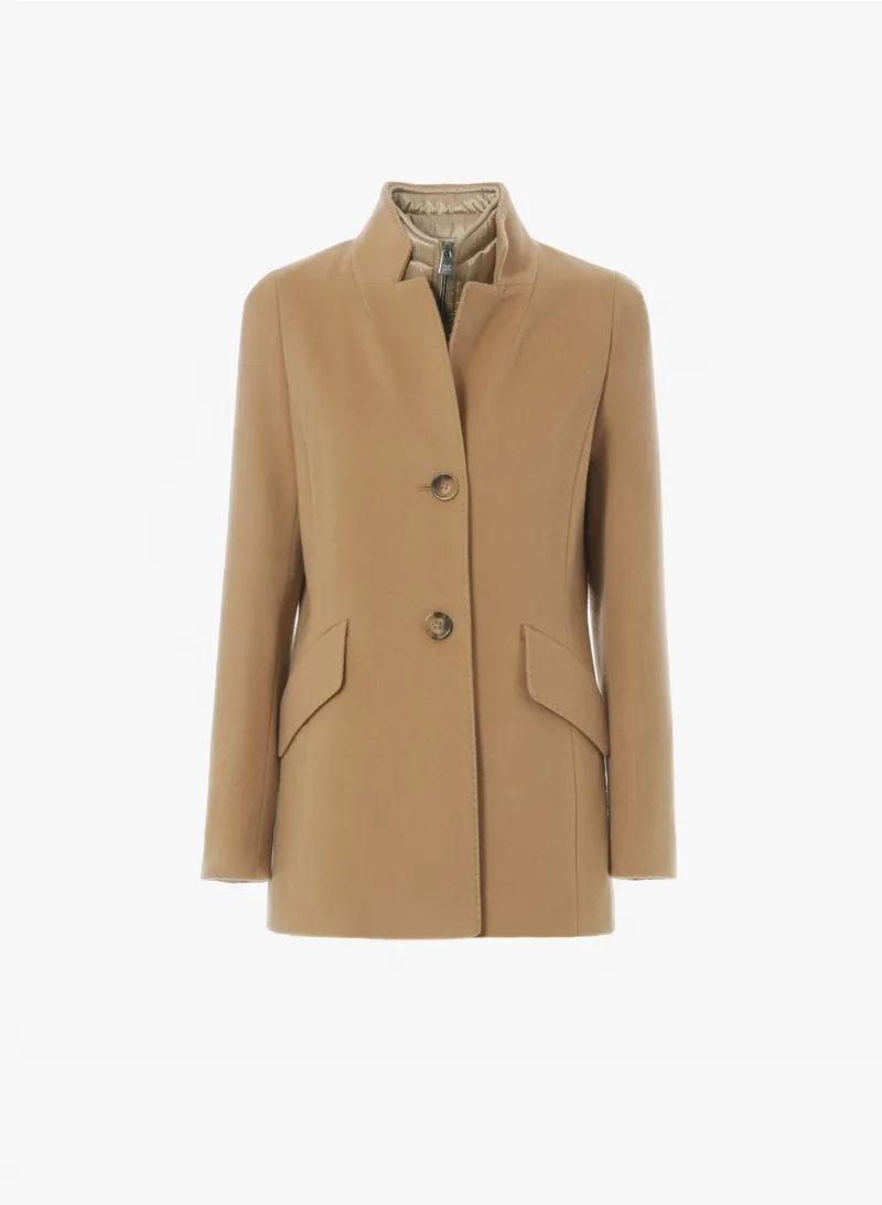 Cappotto corto cammello in pura lana con pettorina in nylon staccabile