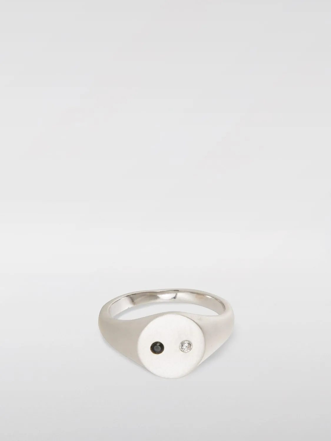 Anello Chevalier Darkai in ottone placcato 18kt con pietre incastonate