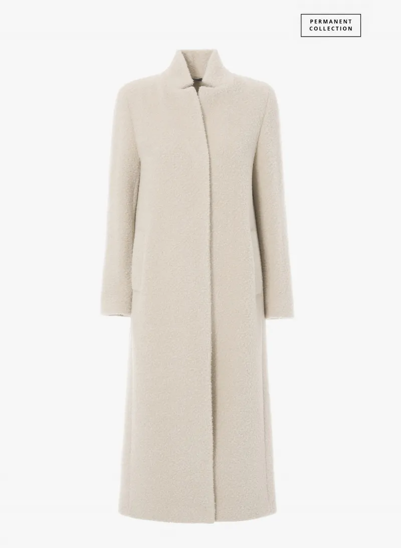 Maxi cappotto beige in lana e alpaca con collo a rever rovesciato