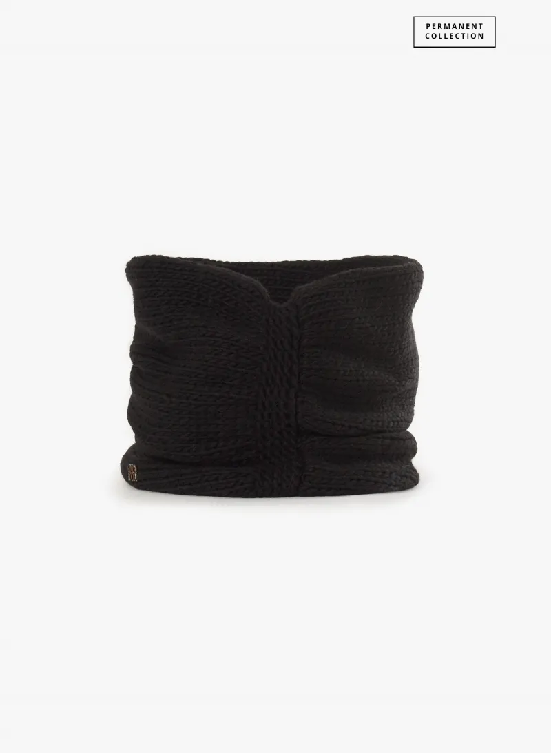 Sciarpa cappuccio in maglia nera